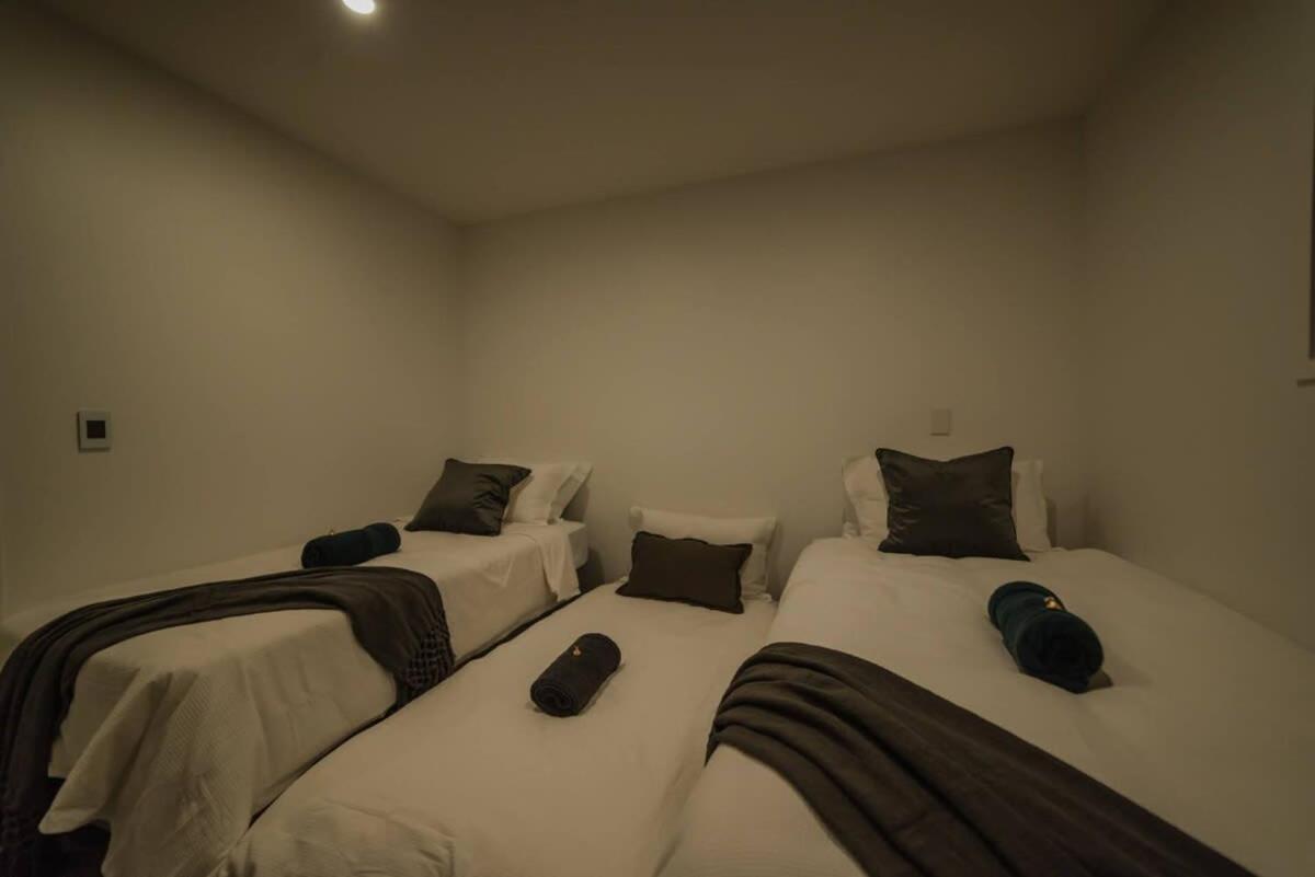 Stones Throw From The Stadium & Hot Tub クライストチャーチ エクステリア 写真
