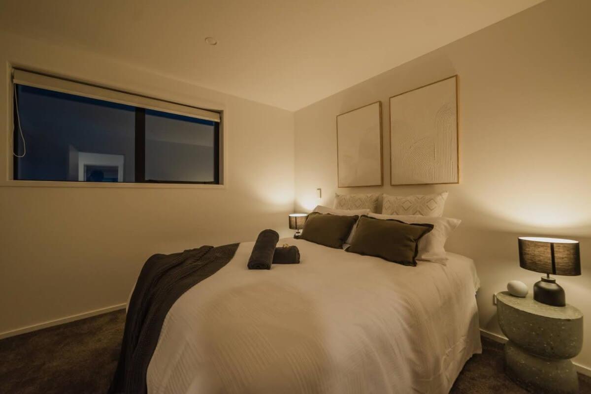 Stones Throw From The Stadium & Hot Tub クライストチャーチ エクステリア 写真
